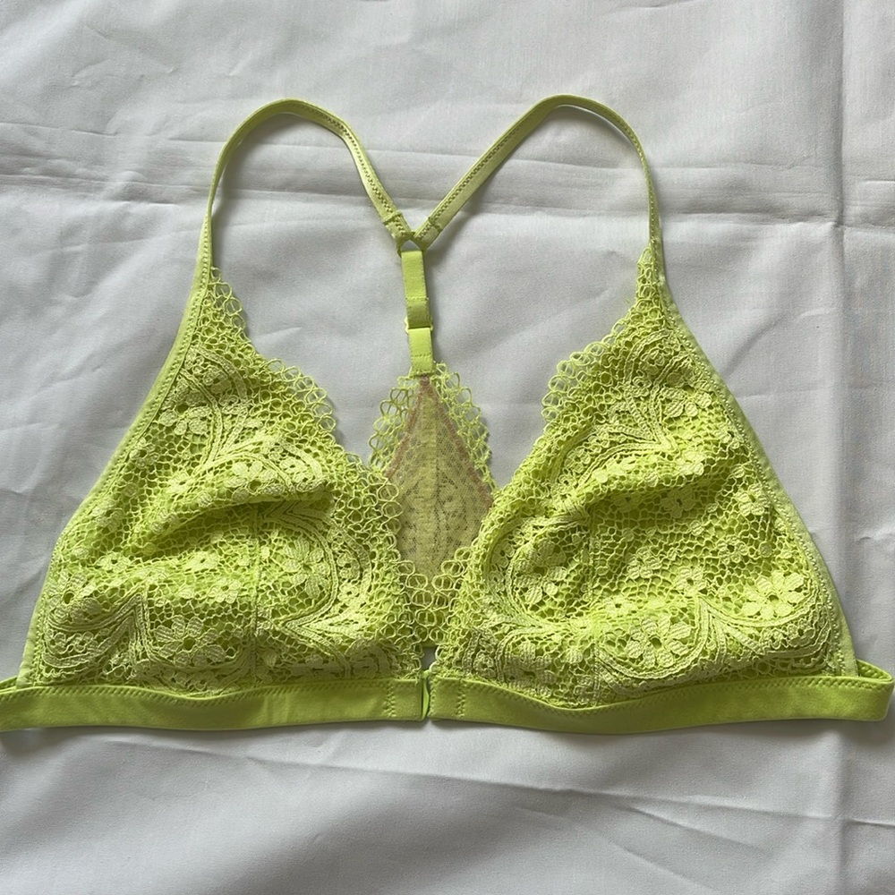 1470- Victorias Secret bralette in neon yellow- XL